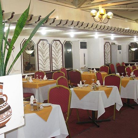 Gaweye Hotel Niamey Exterior foto