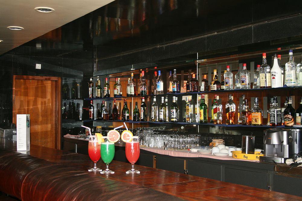 Gaweye Hotel Niamey Exterior foto